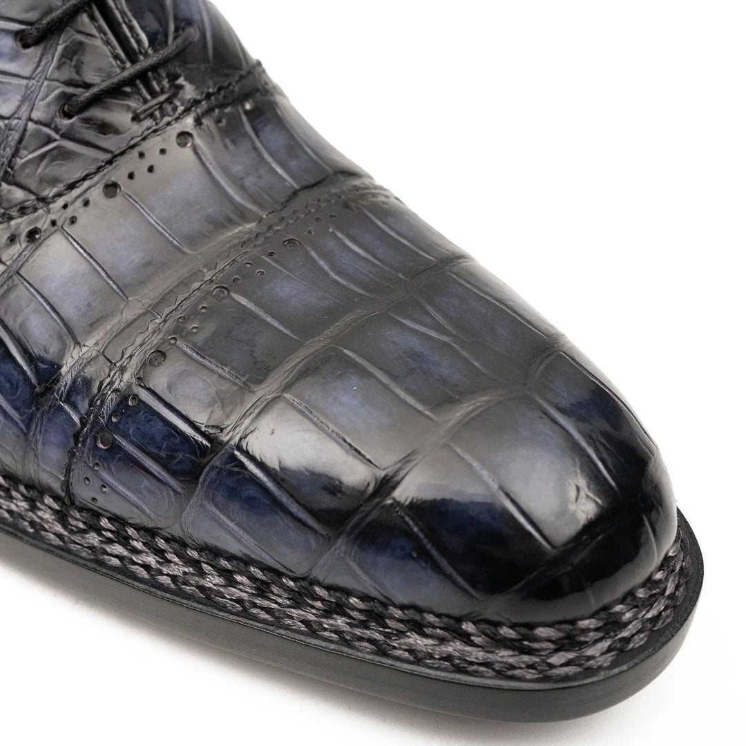 DV DIVINCH men’s shoes, handcrafted leather shoes, calfskin footwear, men’s designer shoes, leather dress shoes, brogue shoes, Derby shoes, Oxford shoes, monk strap shoes, Chelsea boots, lug sole footwear