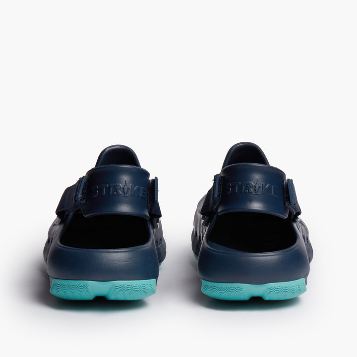 Dogtooth Clog