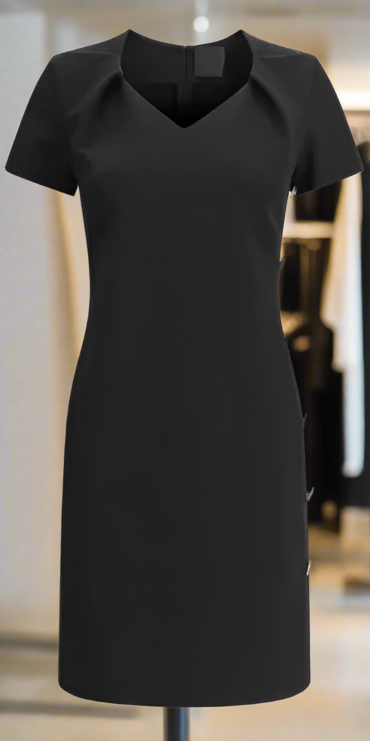 ROBE GIVENCHY noire boutonnée sur le côté 