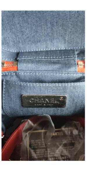 Preloved CHANEL classic quilted handbag front view Authentic CHANEL black leather flap bag CHANEL gold chain shoulder bag – preloved Vintage CHANEL logo clutch purse Secondhand CHANEL luxury tote with dust bag