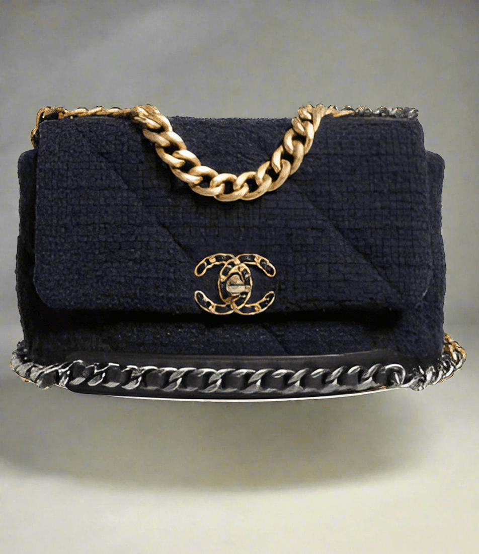 Preloved CHANEL classic quilted handbag front view Authentic CHANEL black leather flap bag CHANEL gold chain shoulder bag – preloved Vintage CHANEL logo clutch purse Secondhand CHANEL luxury tote with dust bag