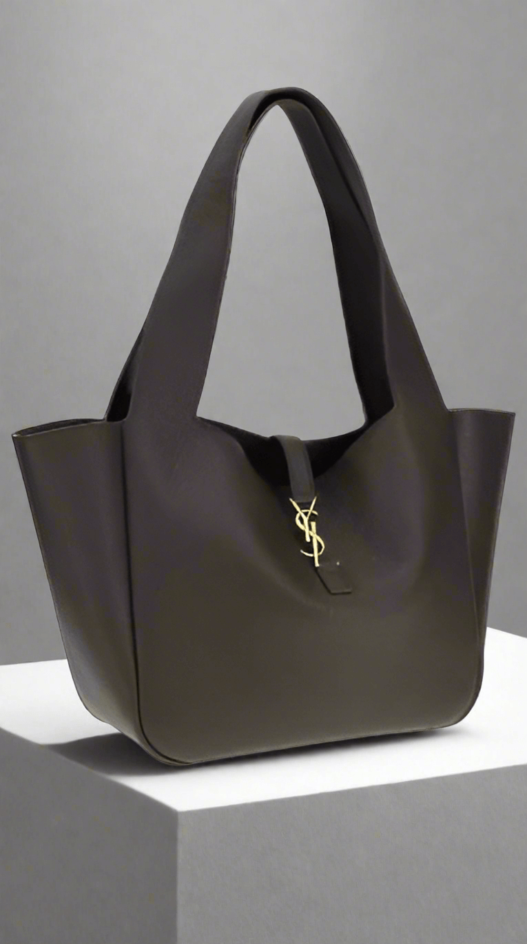 Saint Laurent LE 5 À 7 BEA SHOULDER BAGS