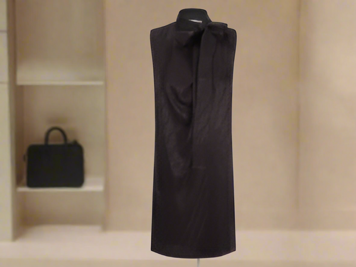 FENDI, FENDI bags, FENDI fashion, FENDI sunglasses, luxury Italian fashion, FENDI shoes, authentic FENDI, designer handbags, FENDI accessories