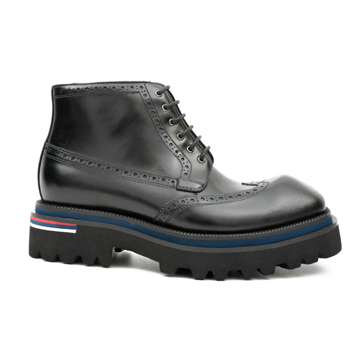 DV DIVINCH men’s shoes, handcrafted leather shoes, calfskin footwear, men’s designer shoes, leather dress shoes, brogue shoes, Derby shoes, Oxford shoes, monk strap shoes, Chelsea boots, lug sole footwear