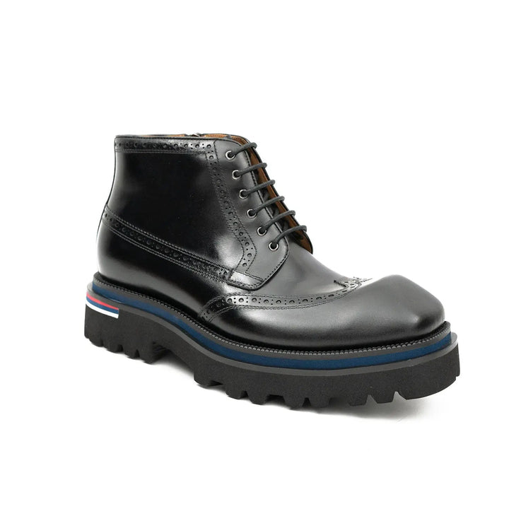 DV DIVINCH men’s shoes, handcrafted leather shoes, calfskin footwear, men’s designer shoes, leather dress shoes, brogue shoes, Derby shoes, Oxford shoes, monk strap shoes, Chelsea boots, lug sole footwear