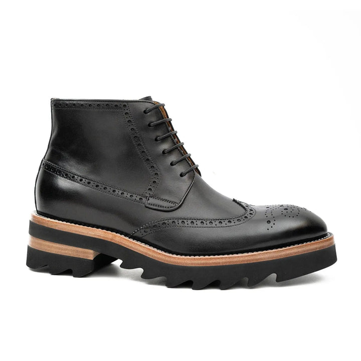 DV DIVINCH men’s shoes, handcrafted leather shoes, calfskin footwear, men’s designer shoes, leather dress shoes, brogue shoes, Derby shoes, Oxford shoes, monk strap shoes, Chelsea boots, lug sole footwear
