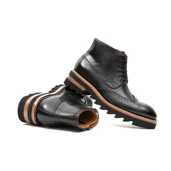 DV DIVINCH men’s shoes, handcrafted leather shoes, calfskin footwear, men’s designer shoes, leather dress shoes, brogue shoes, Derby shoes, Oxford shoes, monk strap shoes, Chelsea boots, lug sole footwear