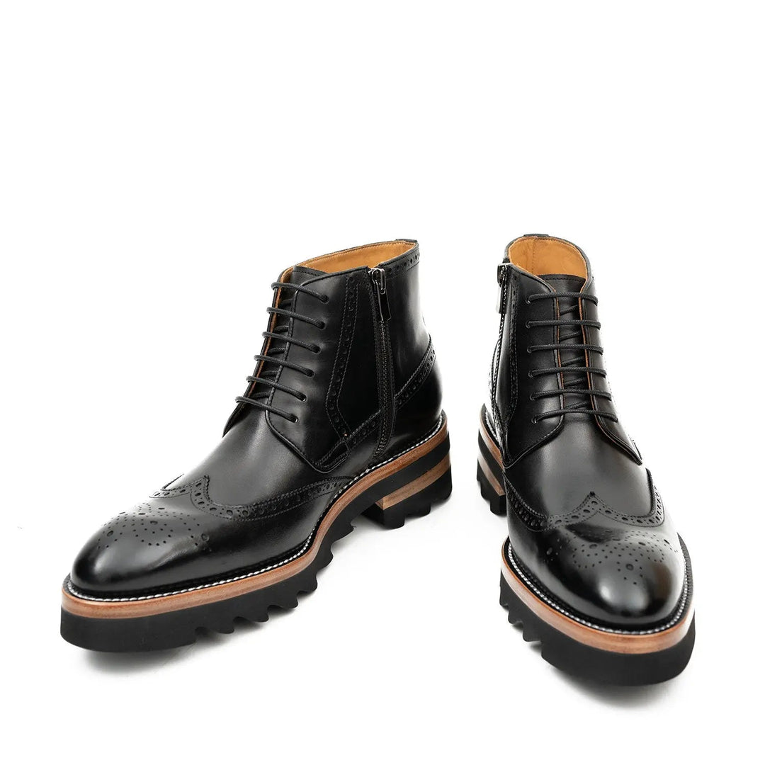 DV DIVINCH men’s shoes, handcrafted leather shoes, calfskin footwear, men’s designer shoes, leather dress shoes, brogue shoes, Derby shoes, Oxford shoes, monk strap shoes, Chelsea boots, lug sole footwear
