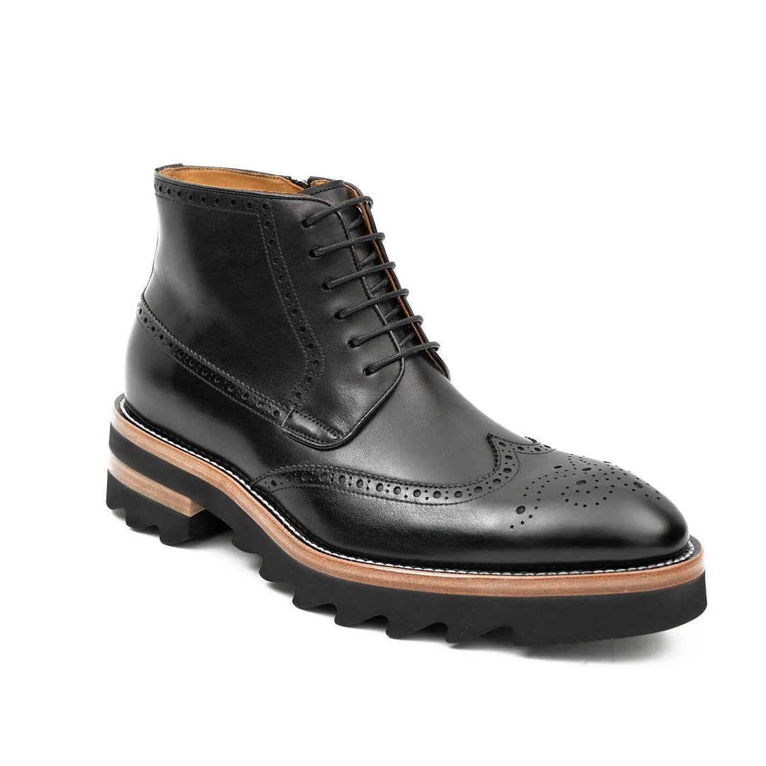 DV DIVINCH men’s shoes, handcrafted leather shoes, calfskin footwear, men’s designer shoes, leather dress shoes, brogue shoes, Derby shoes, Oxford shoes, monk strap shoes, Chelsea boots, lug sole footwear