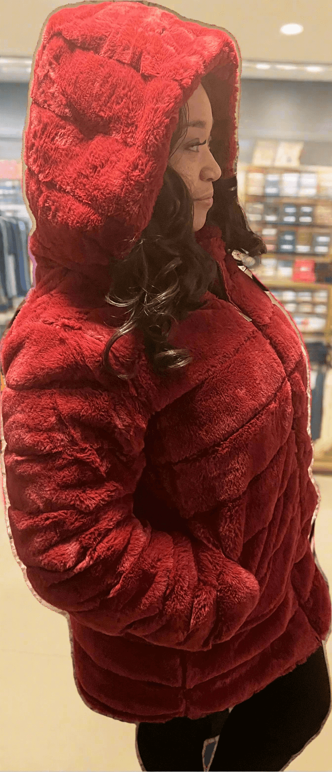Comfortable Italian designed coats & jackets in mid, 3/4 and hooded designs