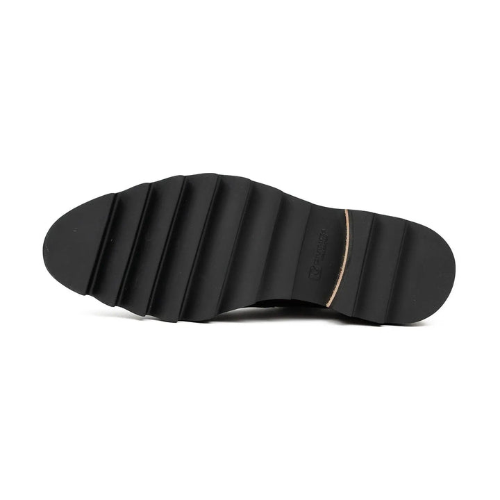 DV DIVINCH men’s shoes, handcrafted leather shoes, calfskin footwear, men’s designer shoes, leather dress shoes, brogue shoes, Derby shoes, Oxford shoes, monk strap shoes, Chelsea boots, lug sole footwear