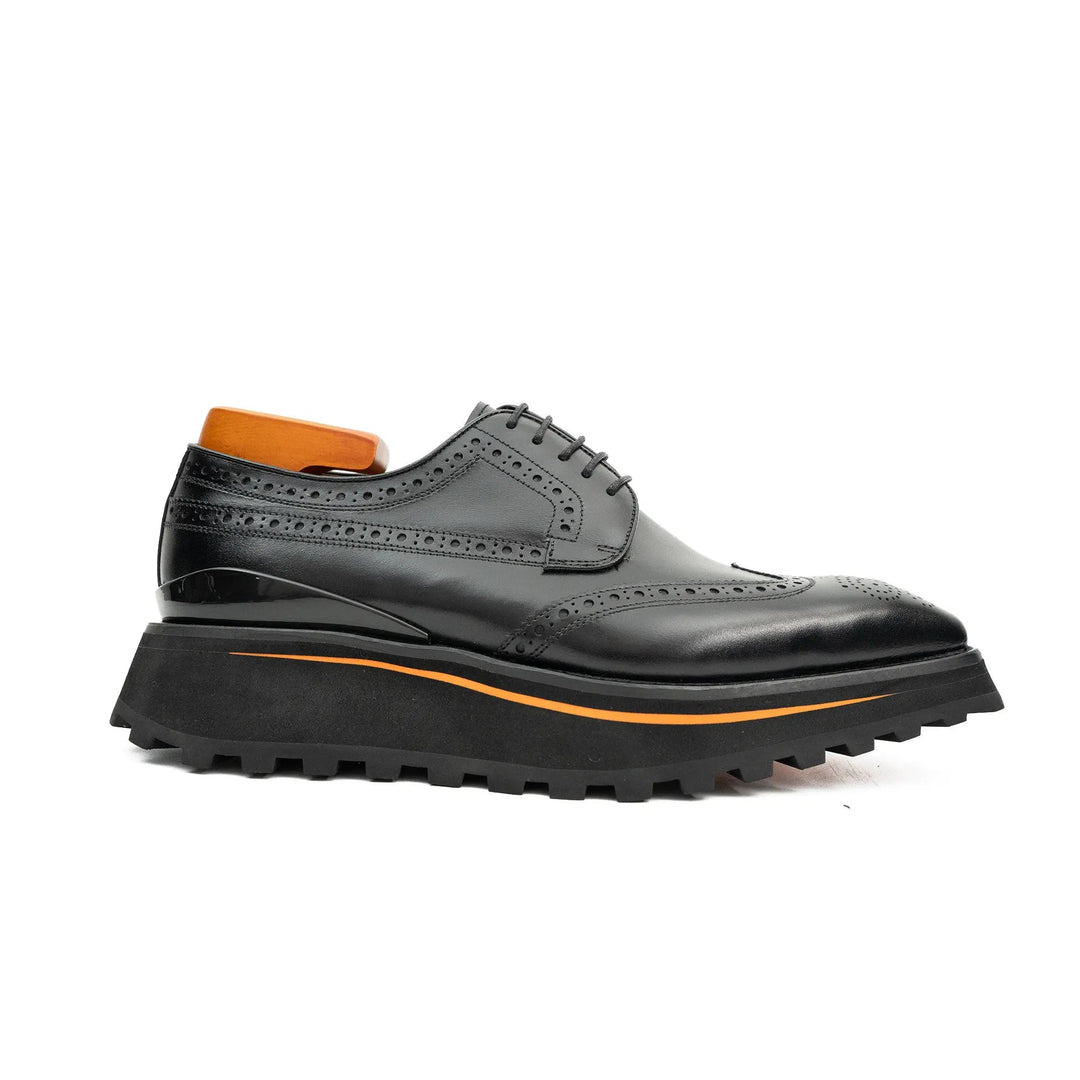 DV DIVINCH men’s shoes, handcrafted leather shoes, calfskin footwear, men’s designer shoes, leather dress shoes, brogue shoes, Derby shoes, Oxford shoes, monk strap shoes, Chelsea boots, lug sole footwear