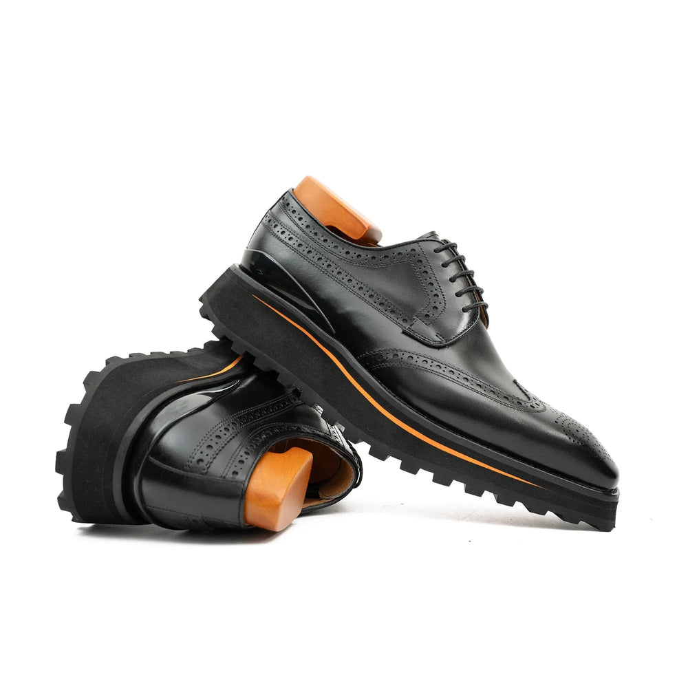 DV DIVINCH men’s shoes, handcrafted leather shoes, calfskin footwear, men’s designer shoes, leather dress shoes, brogue shoes, Derby shoes, Oxford shoes, monk strap shoes, Chelsea boots, lug sole footwear