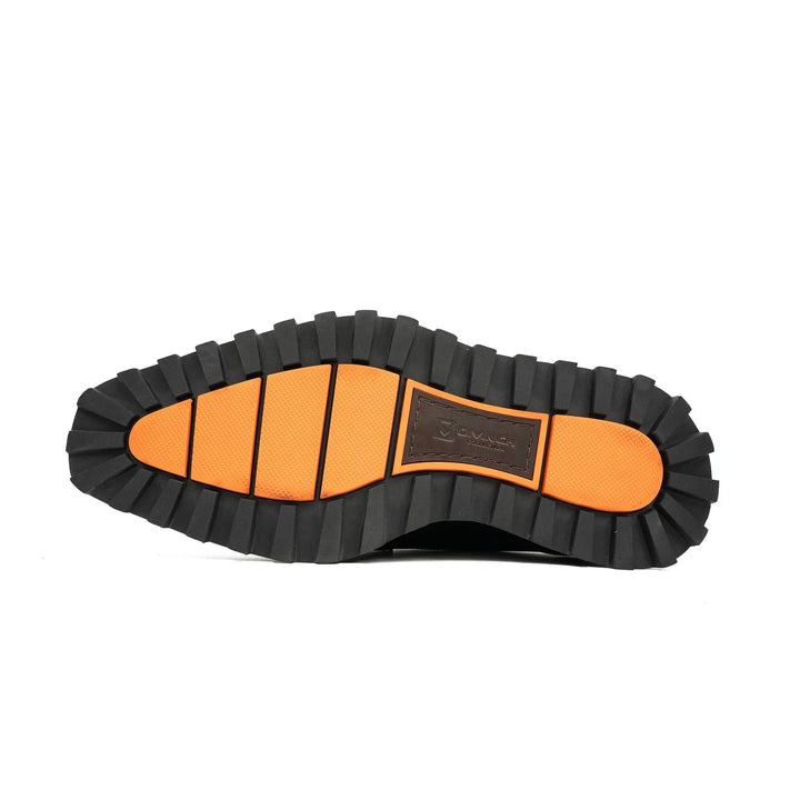 DV DIVINCH men’s shoes, handcrafted leather shoes, calfskin footwear, men’s designer shoes, leather dress shoes, brogue shoes, Derby shoes, Oxford shoes, monk strap shoes, Chelsea boots, lug sole footwear