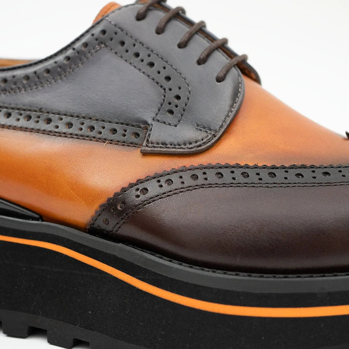 DV DIVINCH men’s shoes, handcrafted leather shoes, calfskin footwear, men’s designer shoes, leather dress shoes, brogue shoes, Derby shoes, Oxford shoes, monk strap shoes, Chelsea boots, lug sole footwear