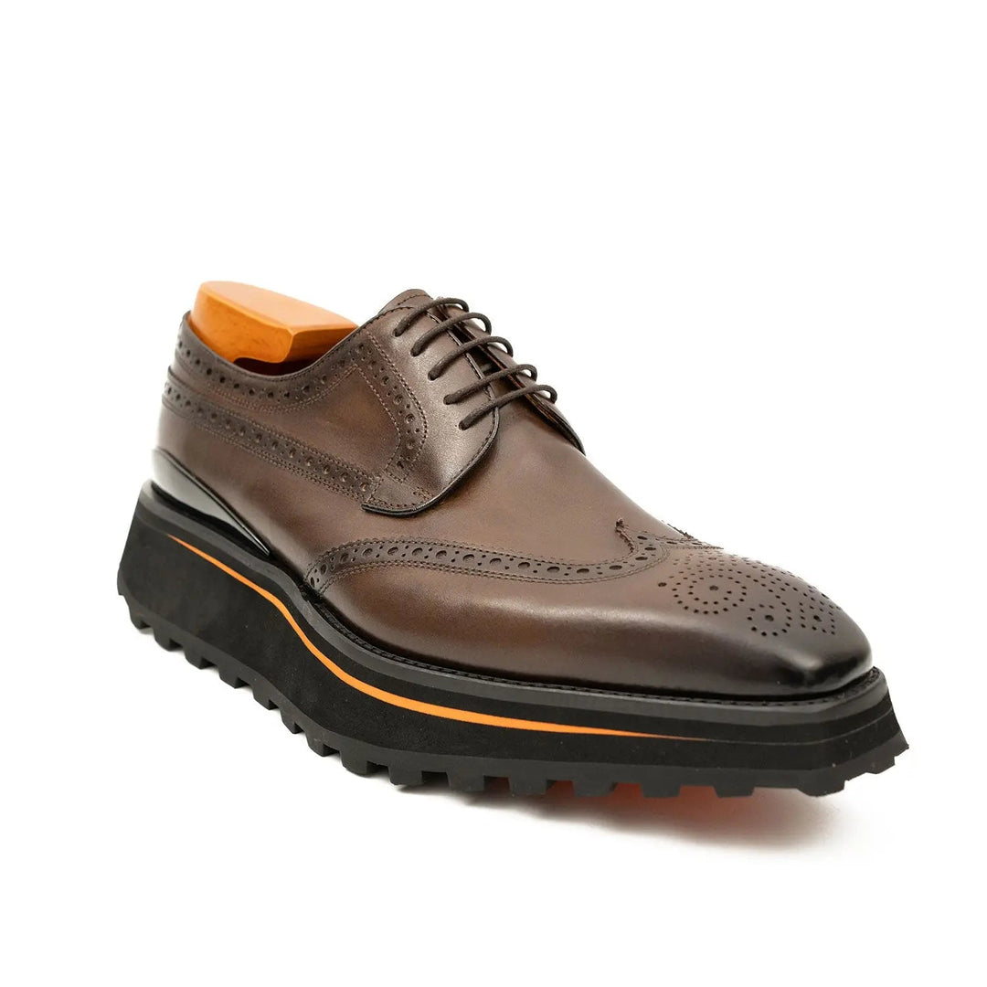 DV DIVINCH men’s shoes, handcrafted leather shoes, calfskin footwear, men’s designer shoes, leather dress shoes, brogue shoes, Derby shoes, Oxford shoes, monk strap shoes, Chelsea boots, lug sole footwear