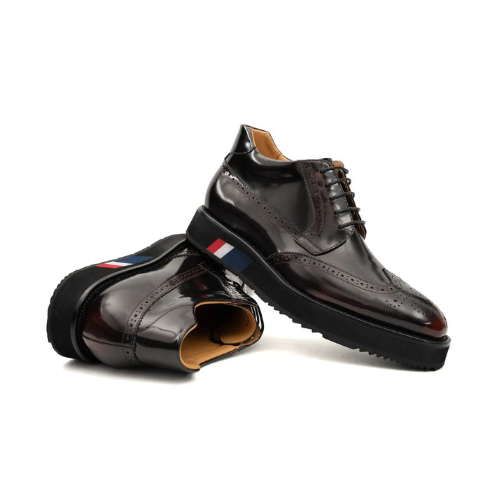 DV DIVINCH men’s shoes, handcrafted leather shoes, calfskin footwear, men’s designer shoes, leather dress shoes, brogue shoes, Derby shoes, Oxford shoes, monk strap shoes, Chelsea boots, lug sole footwear