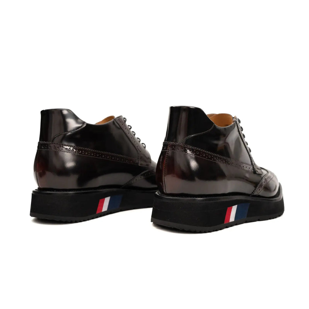 DV DIVINCH men’s shoes, handcrafted leather shoes, calfskin footwear, men’s designer shoes, leather dress shoes, brogue shoes, Derby shoes, Oxford shoes, monk strap shoes, Chelsea boots, lug sole footwear