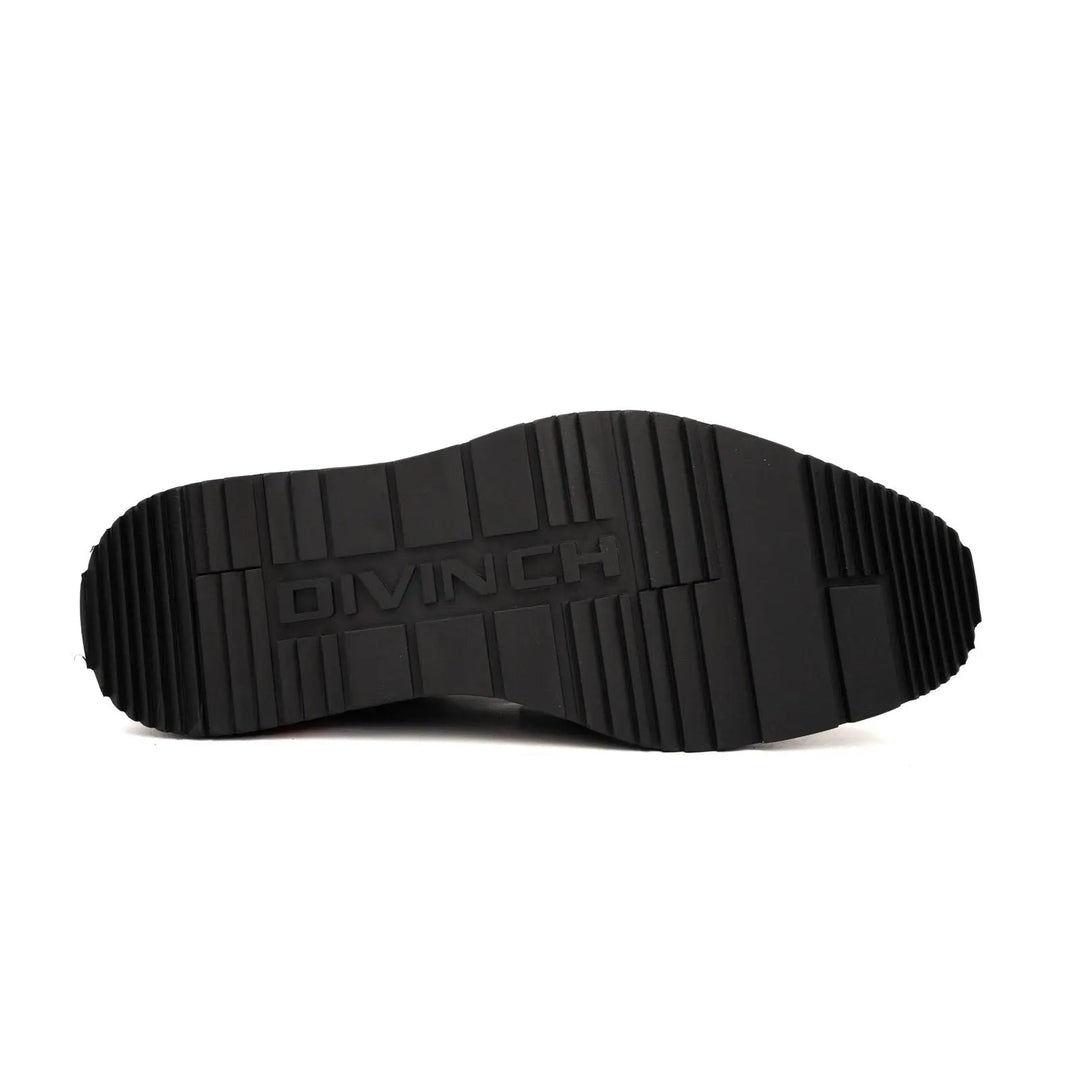 DV DIVINCH men’s shoes, handcrafted leather shoes, calfskin footwear, men’s designer shoes, leather dress shoes, brogue shoes, Derby shoes, Oxford shoes, monk strap shoes, Chelsea boots, lug sole footwear
