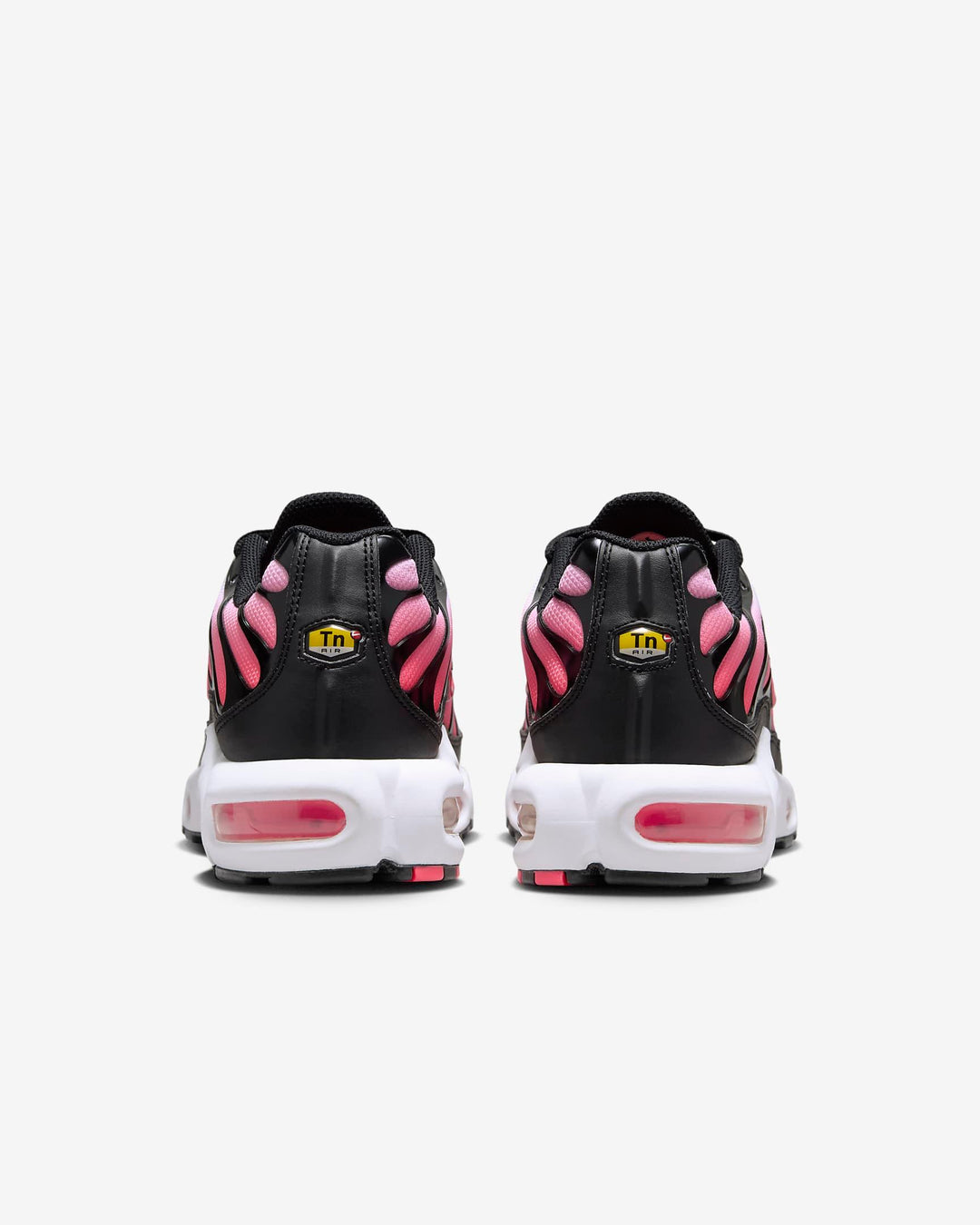 Nike Air Max Plus &