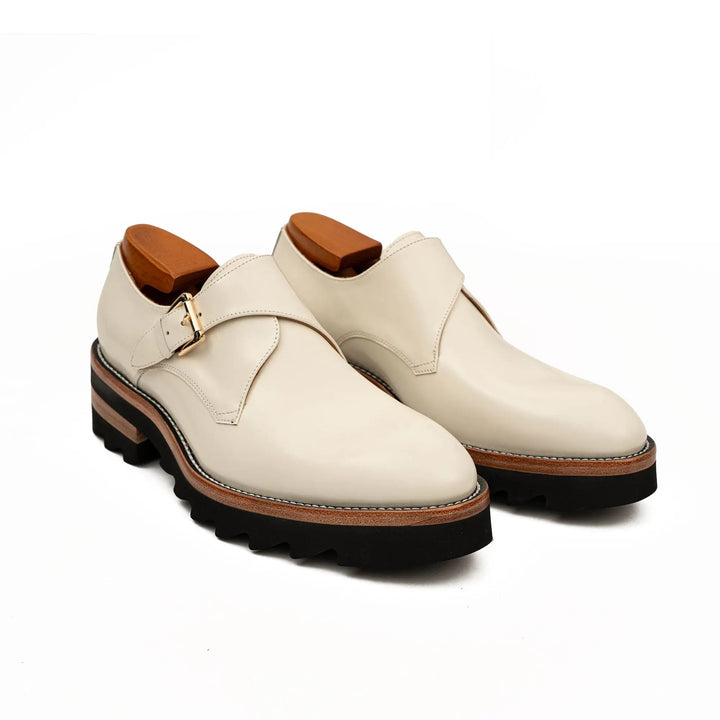 DV DIVINCH men’s shoes, handcrafted leather shoes, calfskin footwear, men’s designer shoes, leather dress shoes, brogue shoes, Derby shoes, Oxford shoes, monk strap shoes, Chelsea boots, lug sole footwear
