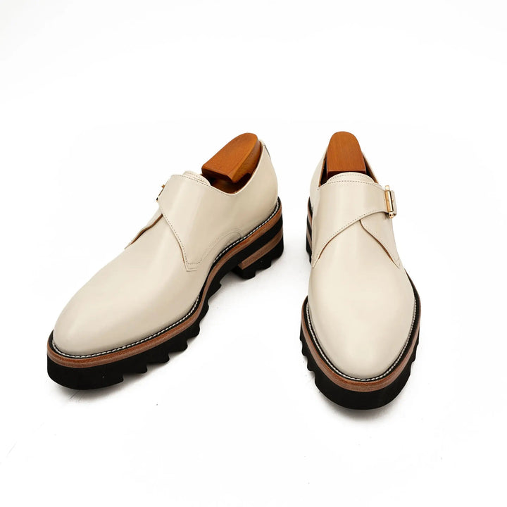 DV DIVINCH men’s shoes, handcrafted leather shoes, calfskin footwear, men’s designer shoes, leather dress shoes, brogue shoes, Derby shoes, Oxford shoes, monk strap shoes, Chelsea boots, lug sole footwear