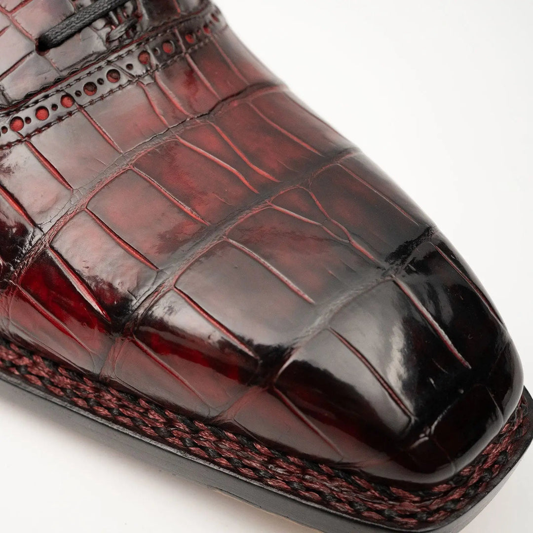 DV DIVINCH men’s shoes, handcrafted leather shoes, calfskin footwear, men’s designer shoes, leather dress shoes, brogue shoes, Derby shoes, Oxford shoes, monk strap shoes, Chelsea boots, lug sole footwear