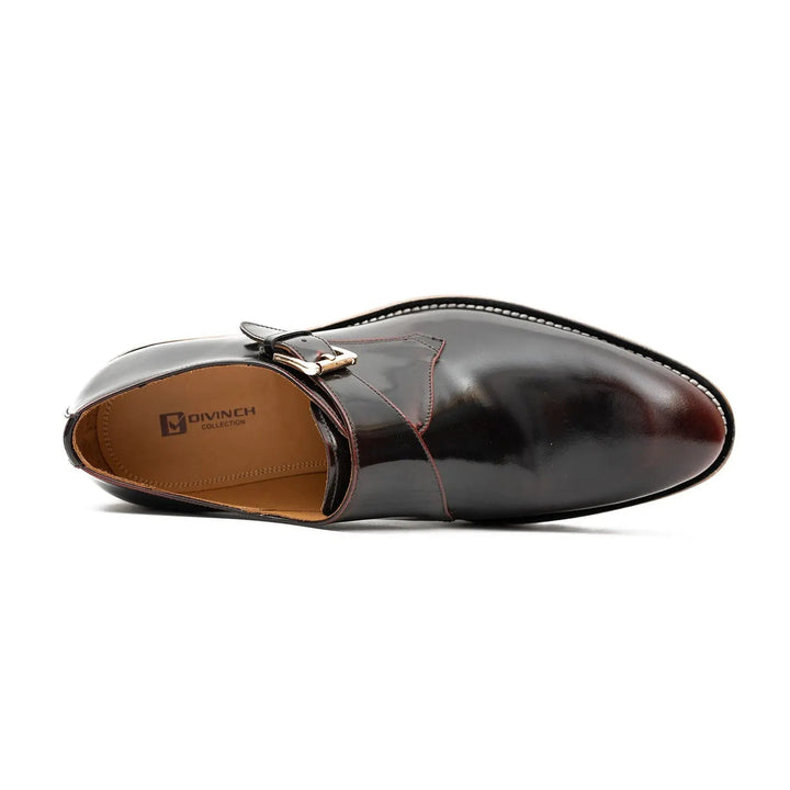 DV DIVINCH men’s shoes, handcrafted leather shoes, calfskin footwear, men’s designer shoes, leather dress shoes, brogue shoes, Derby shoes, Oxford shoes, monk strap shoes, Chelsea boots, lug sole footwear