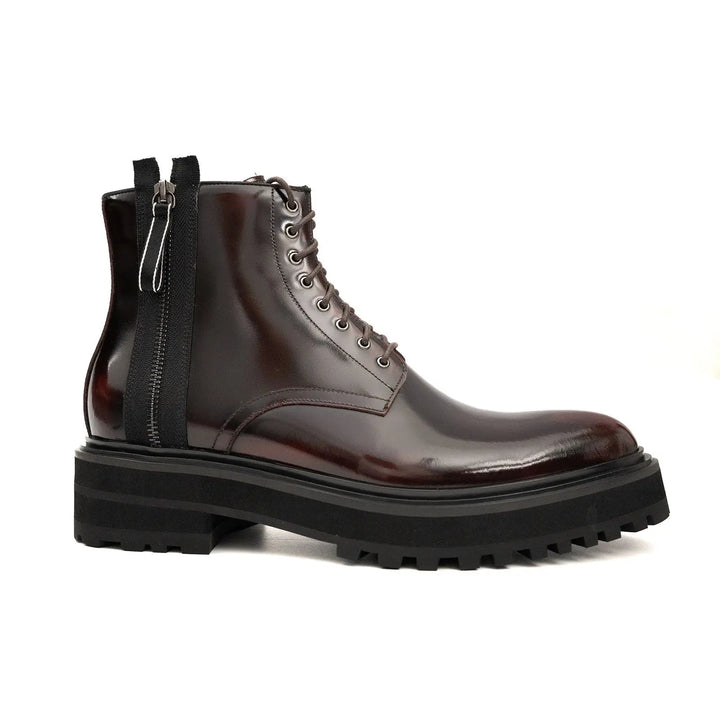 DV DIVINCH men’s shoes, handcrafted leather shoes, calfskin footwear, men’s designer shoes, leather dress shoes, brogue shoes, Derby shoes, Oxford shoes, monk strap shoes, Chelsea boots, lug sole footwear