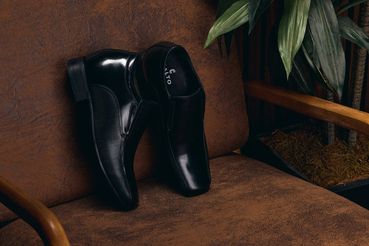 CALTO - Y3023 - 3 Inches Taller (Black) - Slip-On Leather Dress Shoes