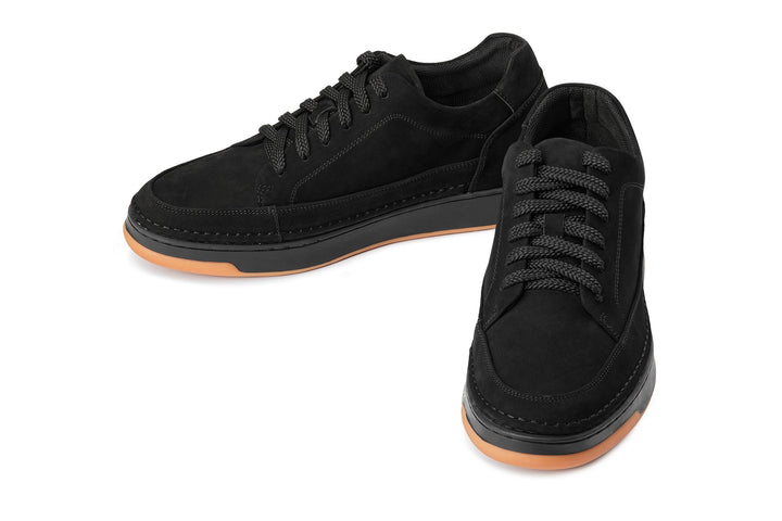 CALTO - Y7933 - 2.6 Inches Taller (Noir Suede/Black &amp; Gum Sole) - Elevated Suede Sneakers