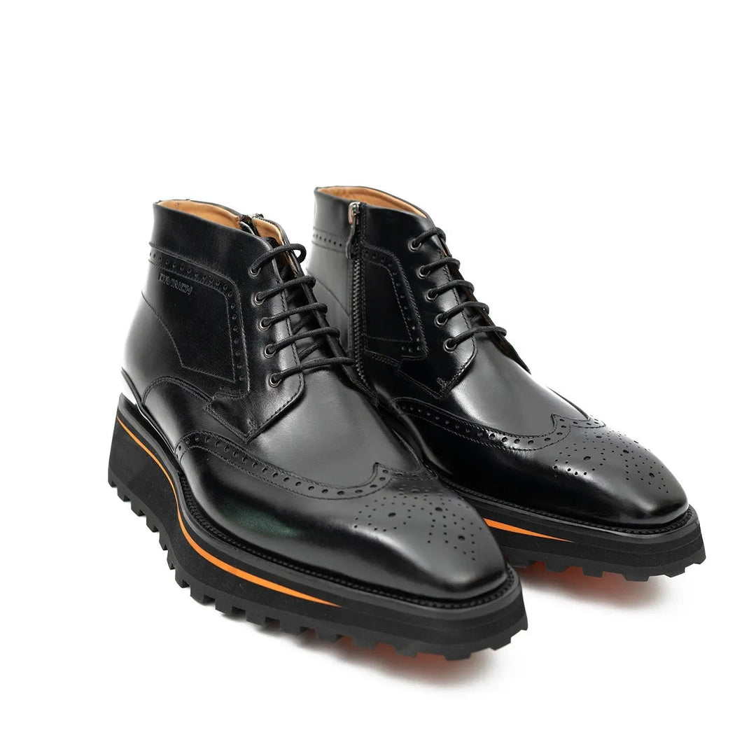 DV DIVINCH men’s shoes, handcrafted leather shoes, calfskin footwear, men’s designer shoes, leather dress shoes, brogue shoes, Derby shoes, Oxford shoes, monk strap shoes, Chelsea boots, lug sole footwear
