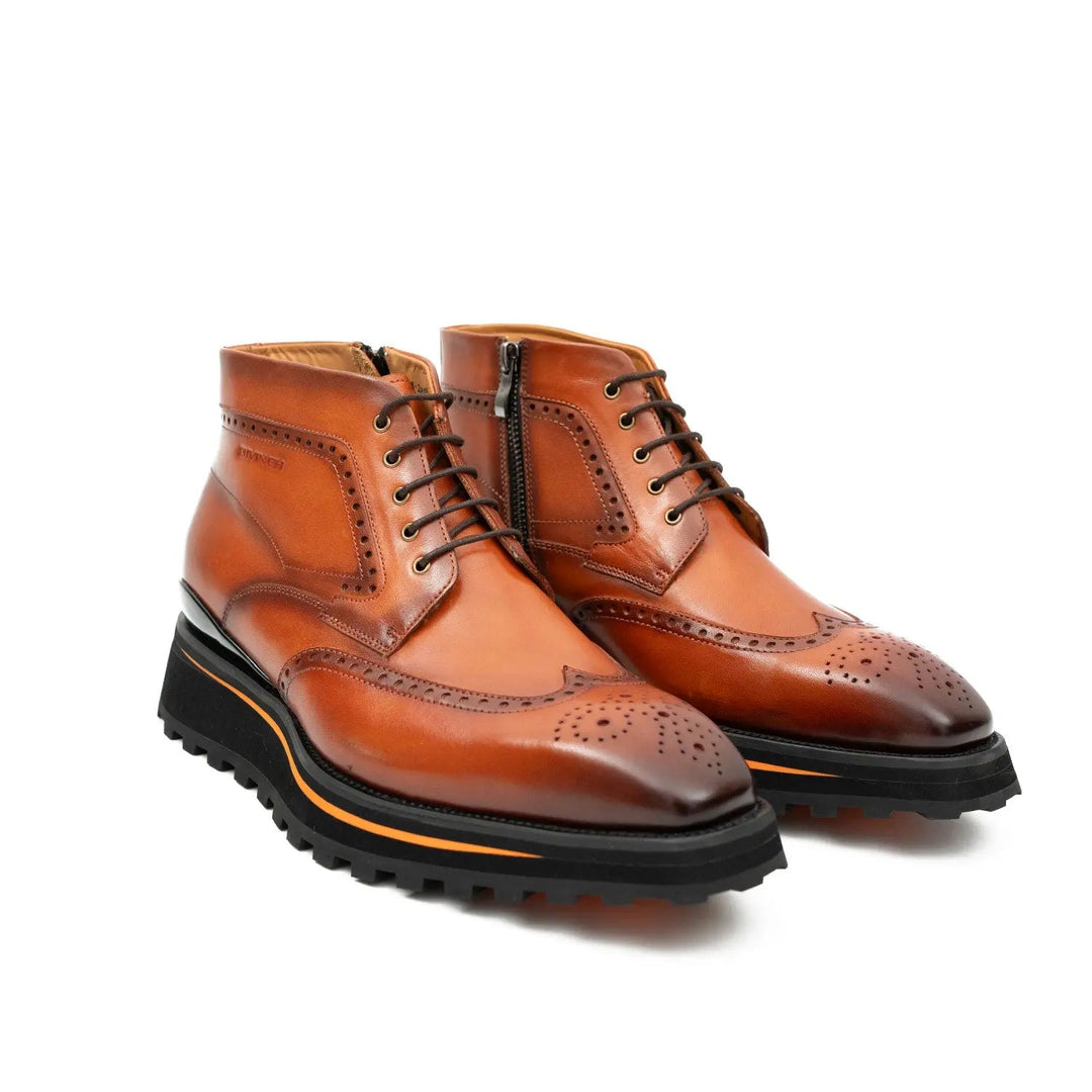 DV DIVINCH men’s shoes, handcrafted leather shoes, calfskin footwear, men’s designer shoes, leather dress shoes, brogue shoes, Derby shoes, Oxford shoes, monk strap shoes, Chelsea boots, lug sole footwear