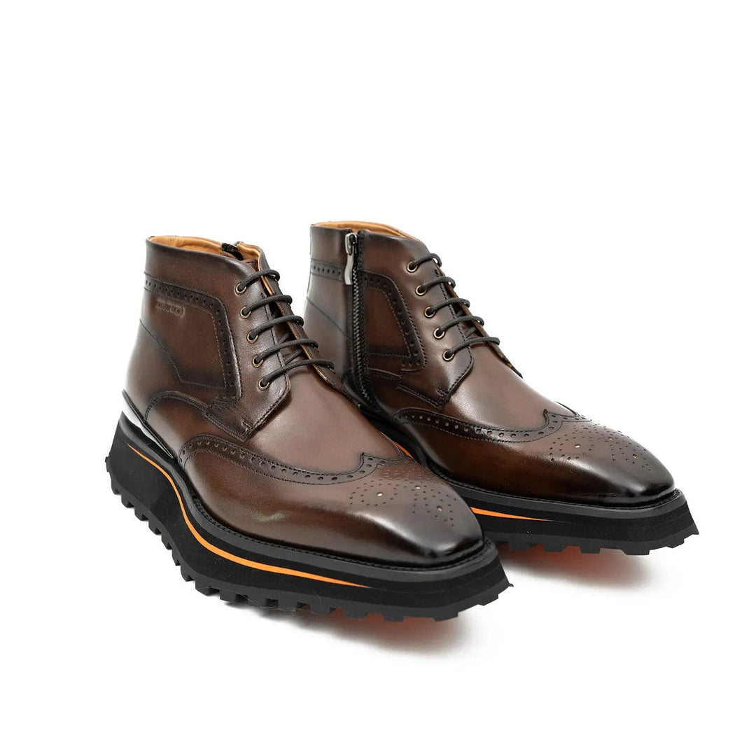 DV DIVINCH men’s shoes, handcrafted leather shoes, calfskin footwear, men’s designer shoes, leather dress shoes, brogue shoes, Derby shoes, Oxford shoes, monk strap shoes, Chelsea boots, lug sole footwear