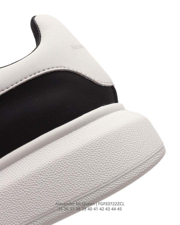 Alexander McQueen Sneakers &