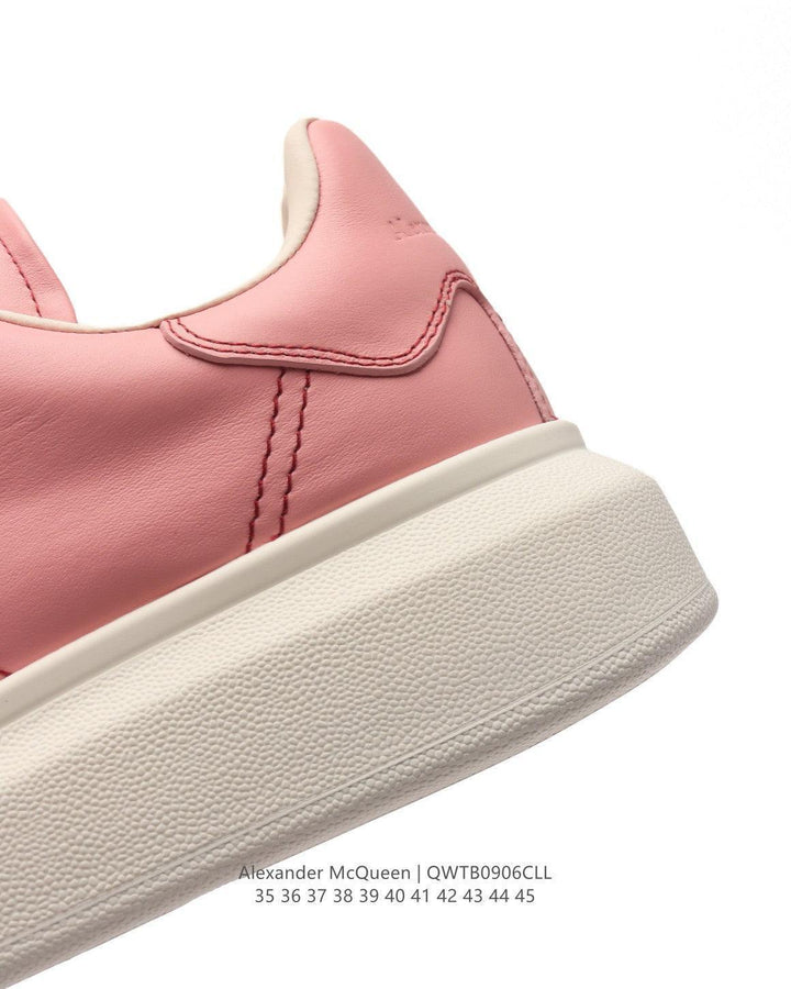 Alexander McQueen &