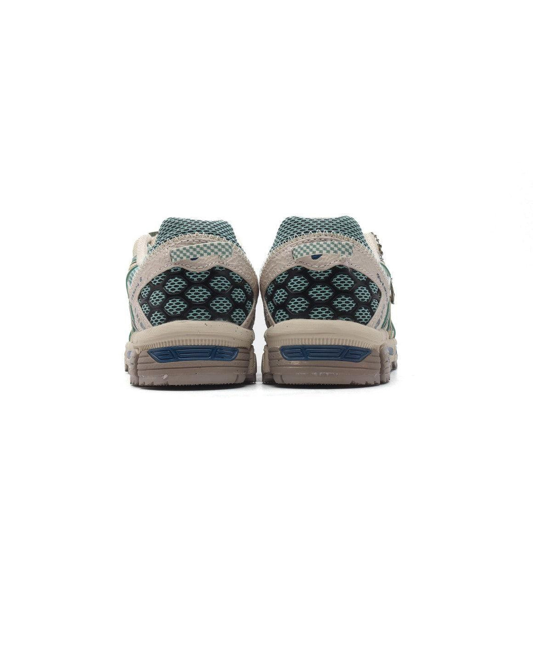 ASICS Gel-Kahana 8 &
