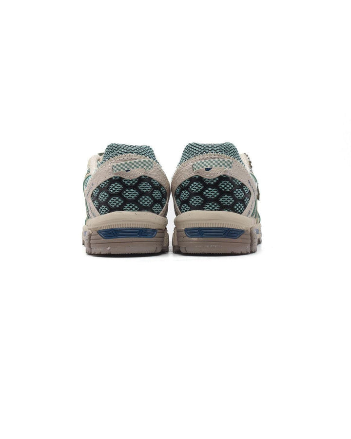 ASICS Gel-Kahana 8 &