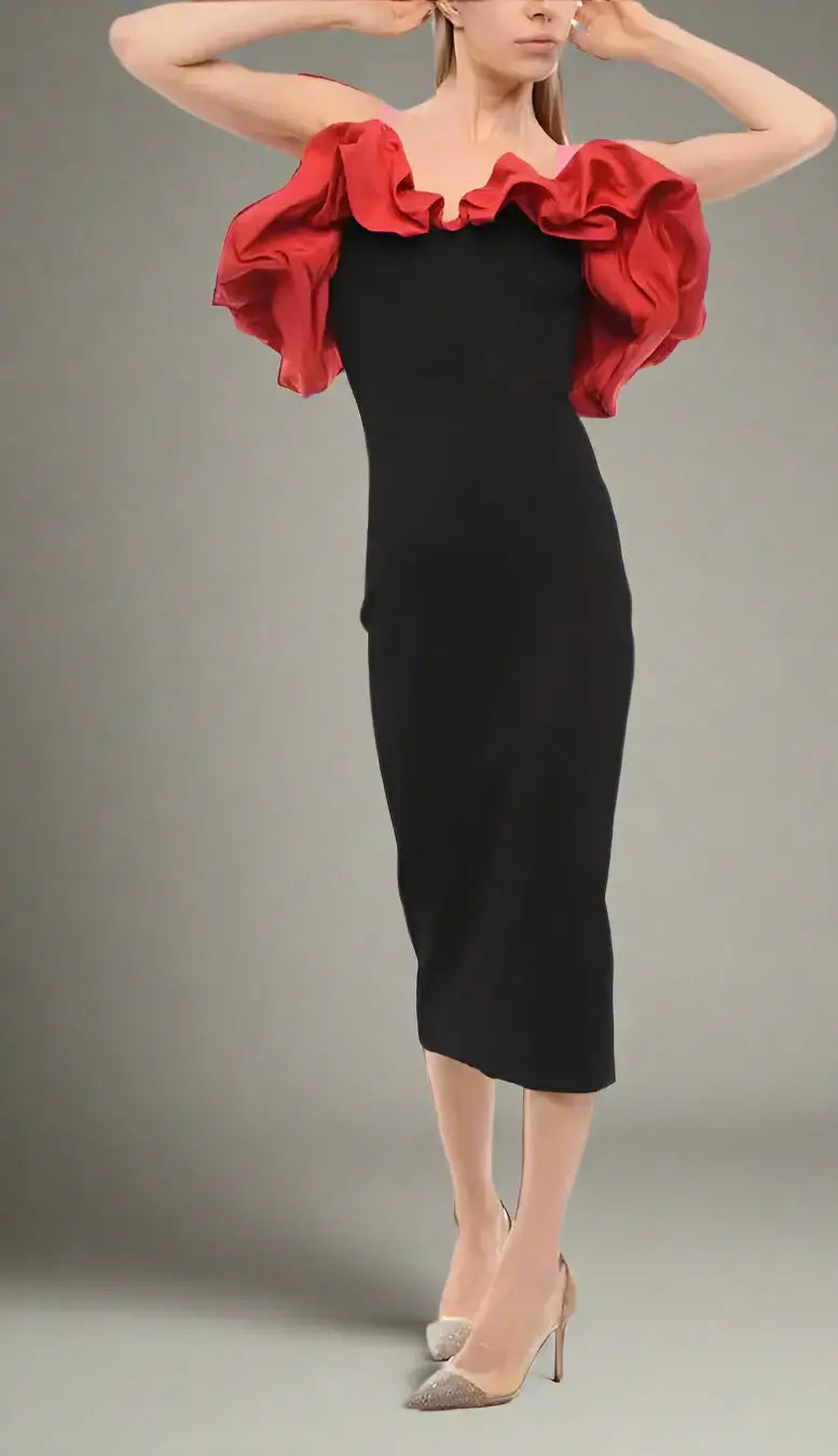 Alexander McQueen Knitted Cold-Shoulder Dress with Ruffled Detail