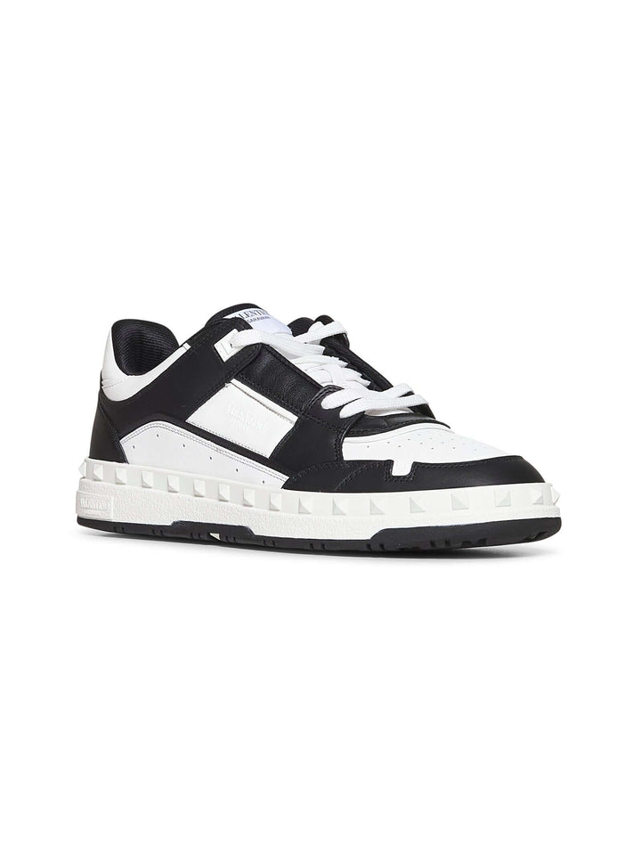 Valentino Garavani Men Calf Leather Freedots Sneakers