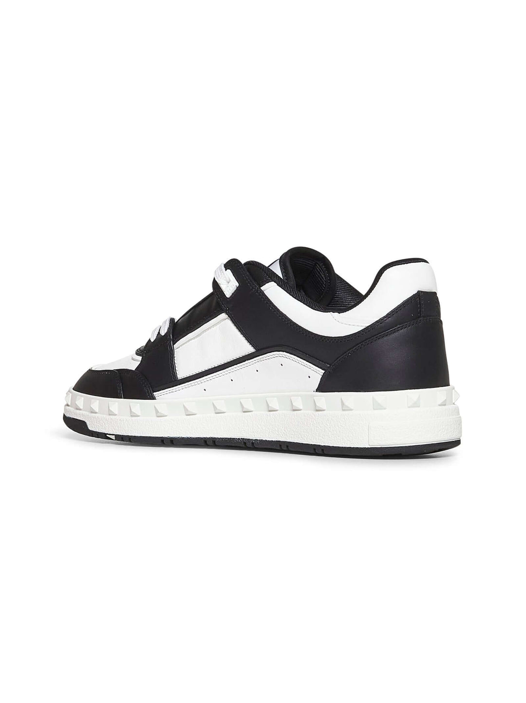 Valentino Garavani Men Calf Leather Freedots Sneakers