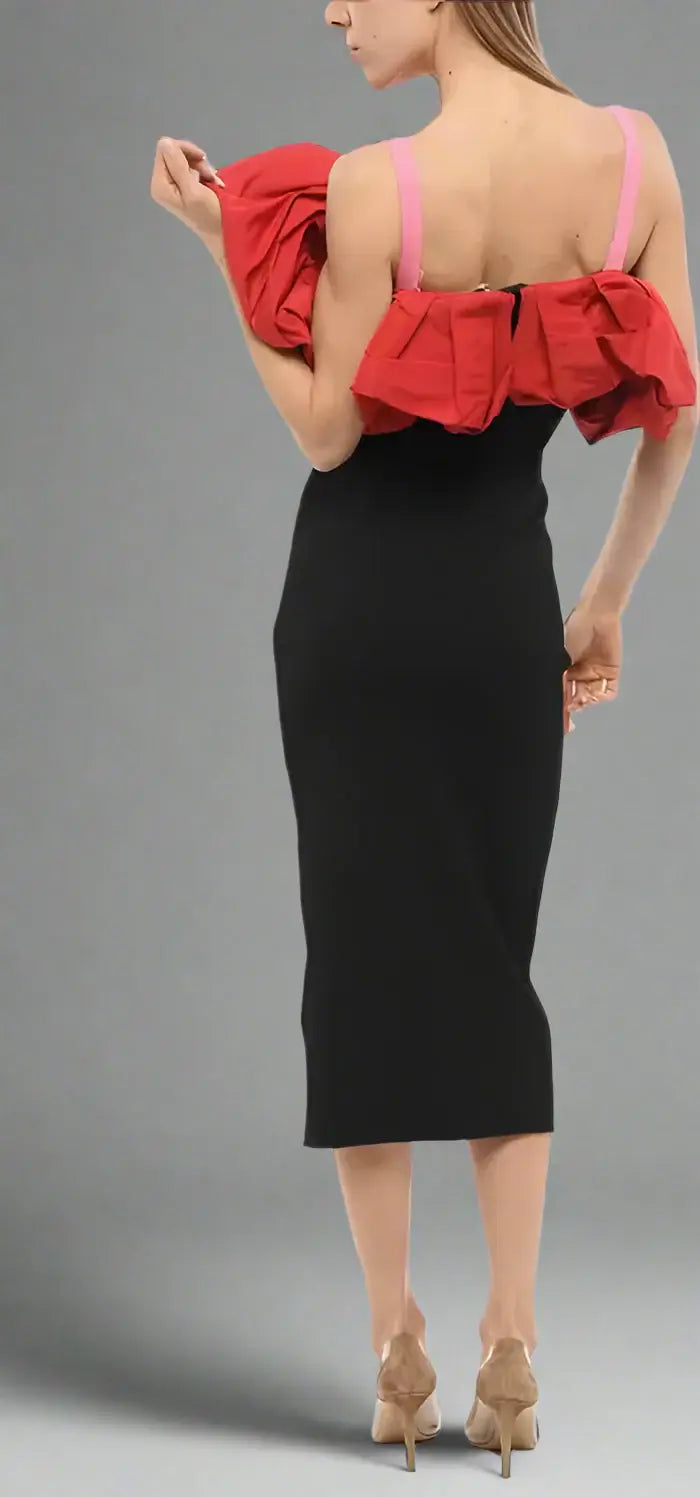 Alexander McQueen Knitted Cold-Shoulder Dress with Ruffled Detail