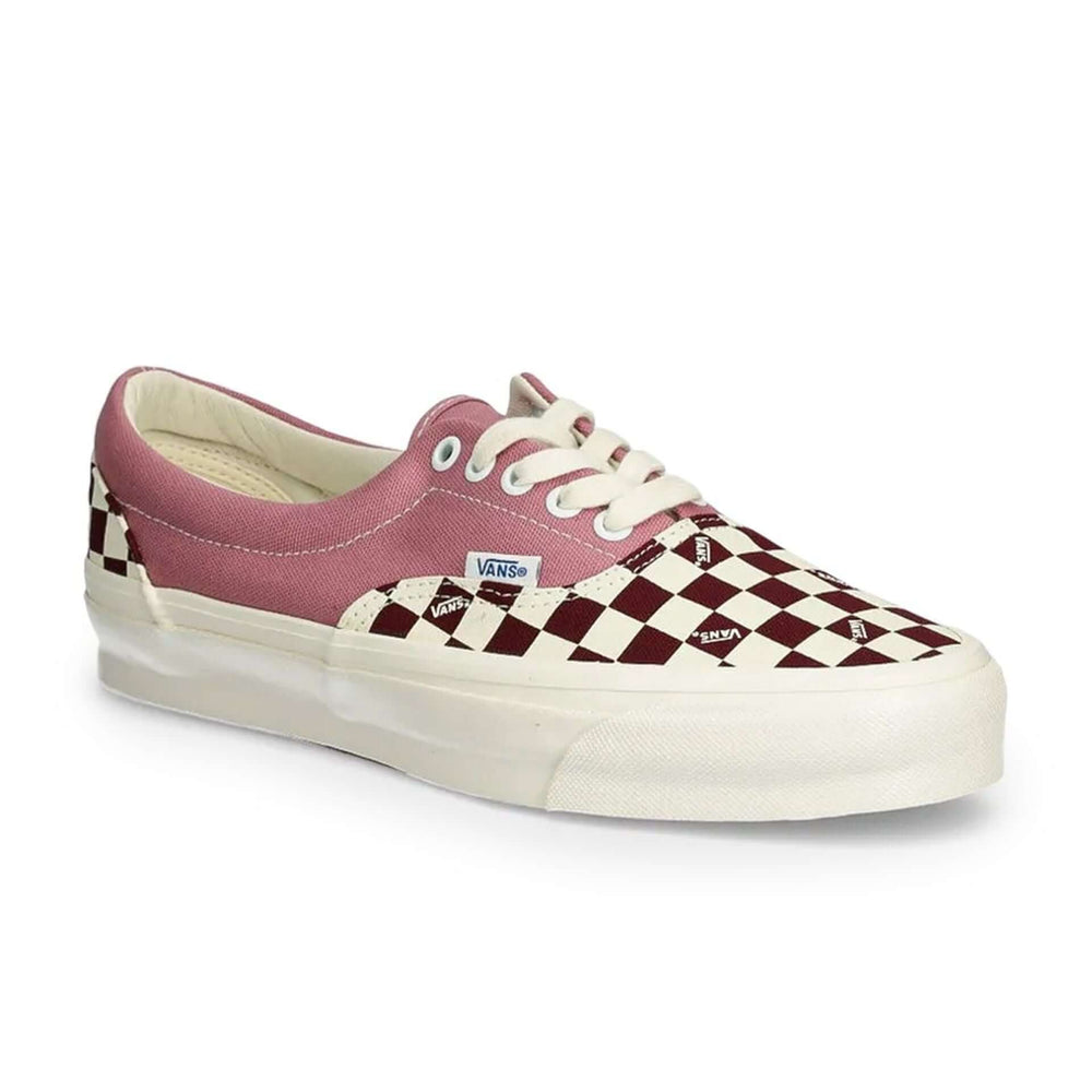 VANS sneakers and streetwear collection at STORE 7994
