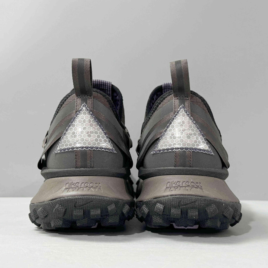 Nike ACG Mountain Fly Low &