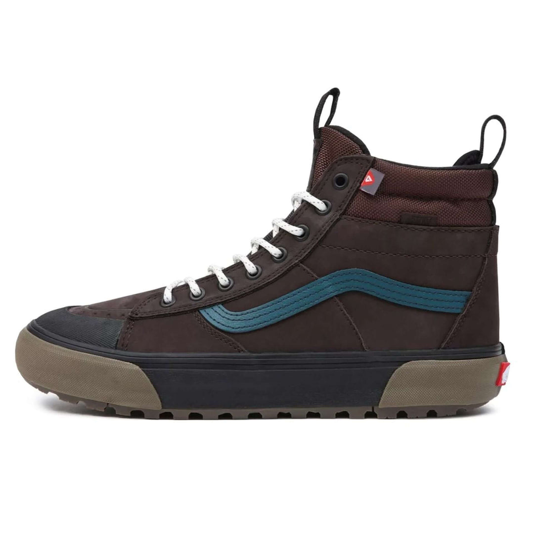 VANS sneakers and streetwear collection at STORE 7994