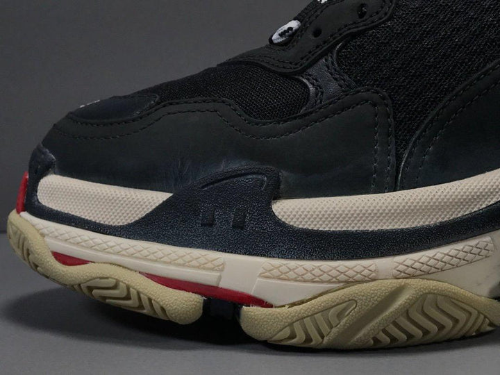 BALENCIAGA TRIPLE S SNEAKER