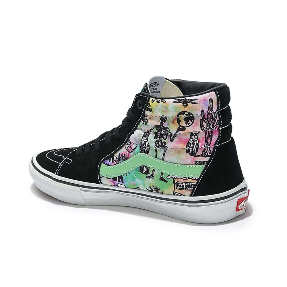 VANS sneakers and streetwear collection at STORE 7994