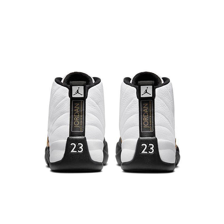 Air Jordan Retro 12 &