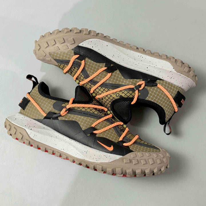 Nike ACG Mountain Fly 2 &