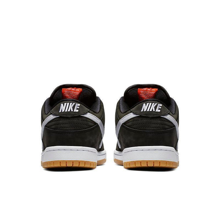 Nike SB Dunk Low &